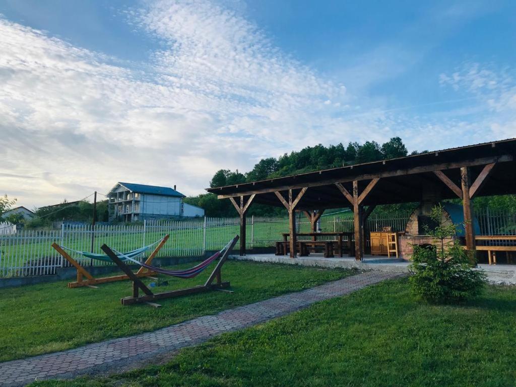 Vila Tara Hategului Kültér fotó